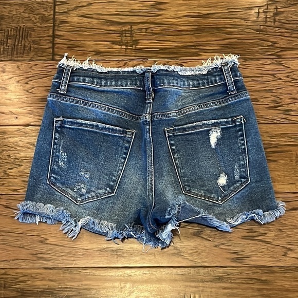 Vervet High Rise Shorts Size S - Picture 2 of 16